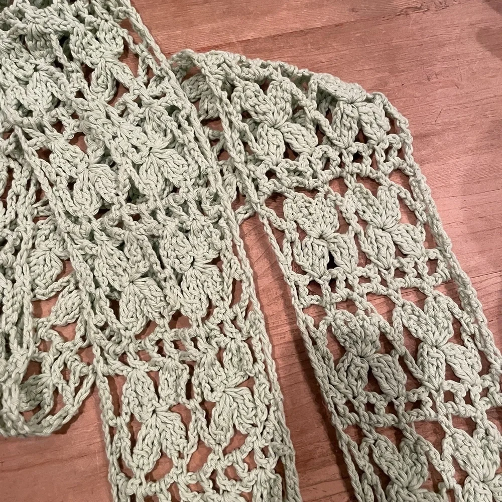 NWOT Handmade Crochet Light Sage Green Scarf Cottagecore Grannycore Casual